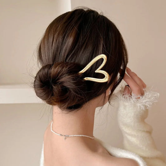 Korean Metal Heart Hair Stick - Geometric Trendy Hairpin for Women - Dbuay™️